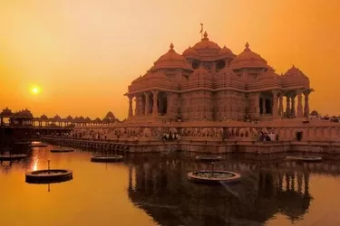 Akshardham Temple (Optional)