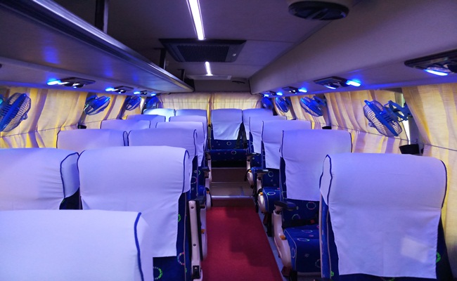 22 Seater Luxury Mini Coach