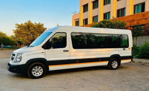 17 Seater Luxury Urbania