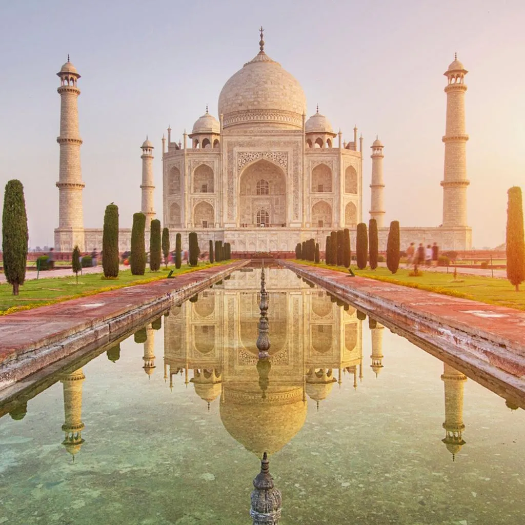 Agra Sightseeing by Car