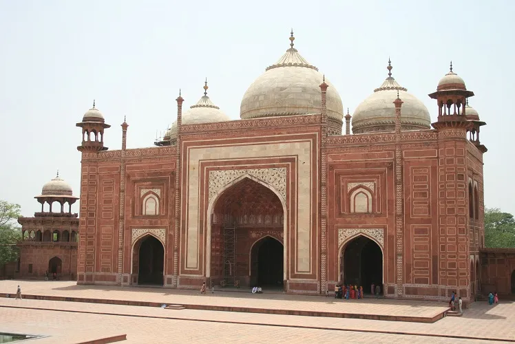 One Day Agra Fatehpur Sikri Tour Package